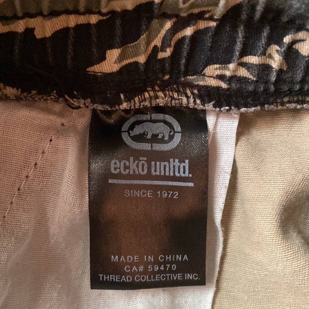 V! ECKŌ unltd camo pants size S pre-owned in good condition - Picture 4 of 13